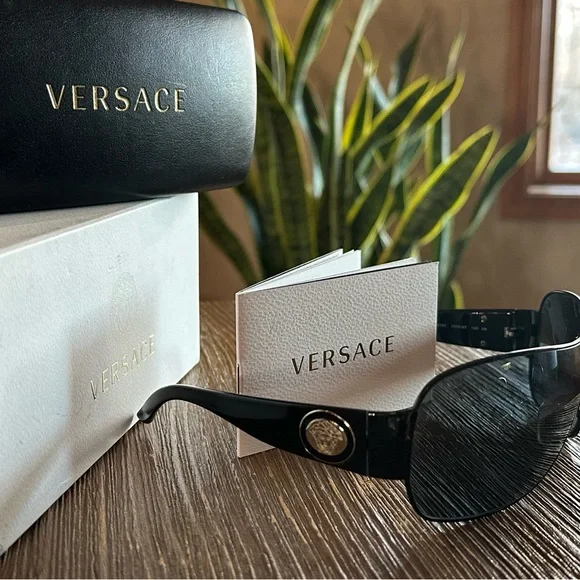 Versace Black Designer Sunglasses - Picture 2 of 9